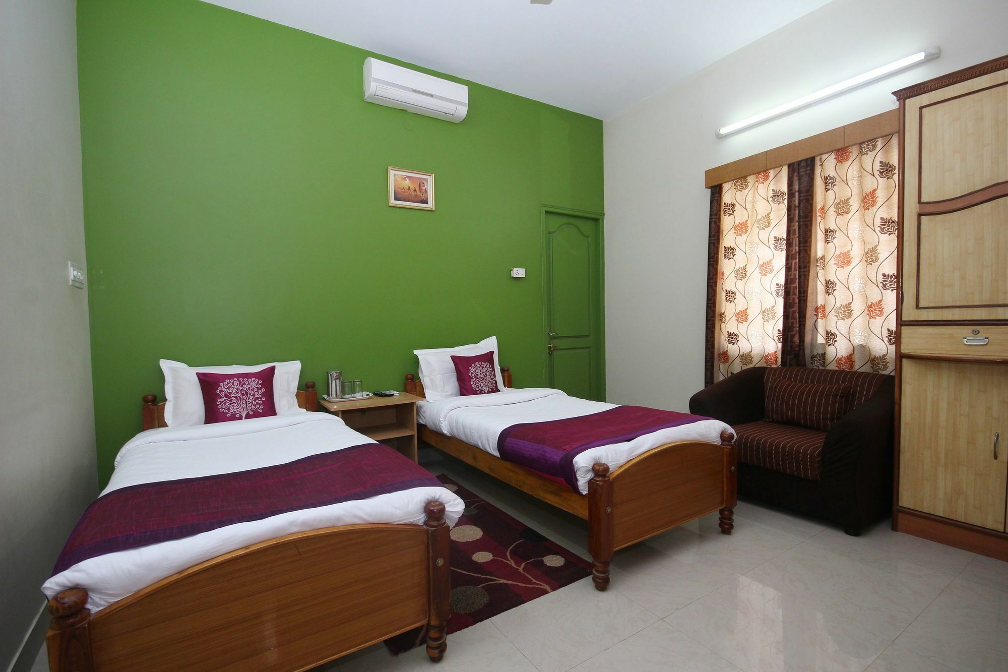 Itsy Hotels Shree Comforts Bangalore Exterior photo